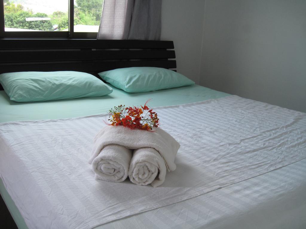 The Friendship Hostel Bophut Room photo