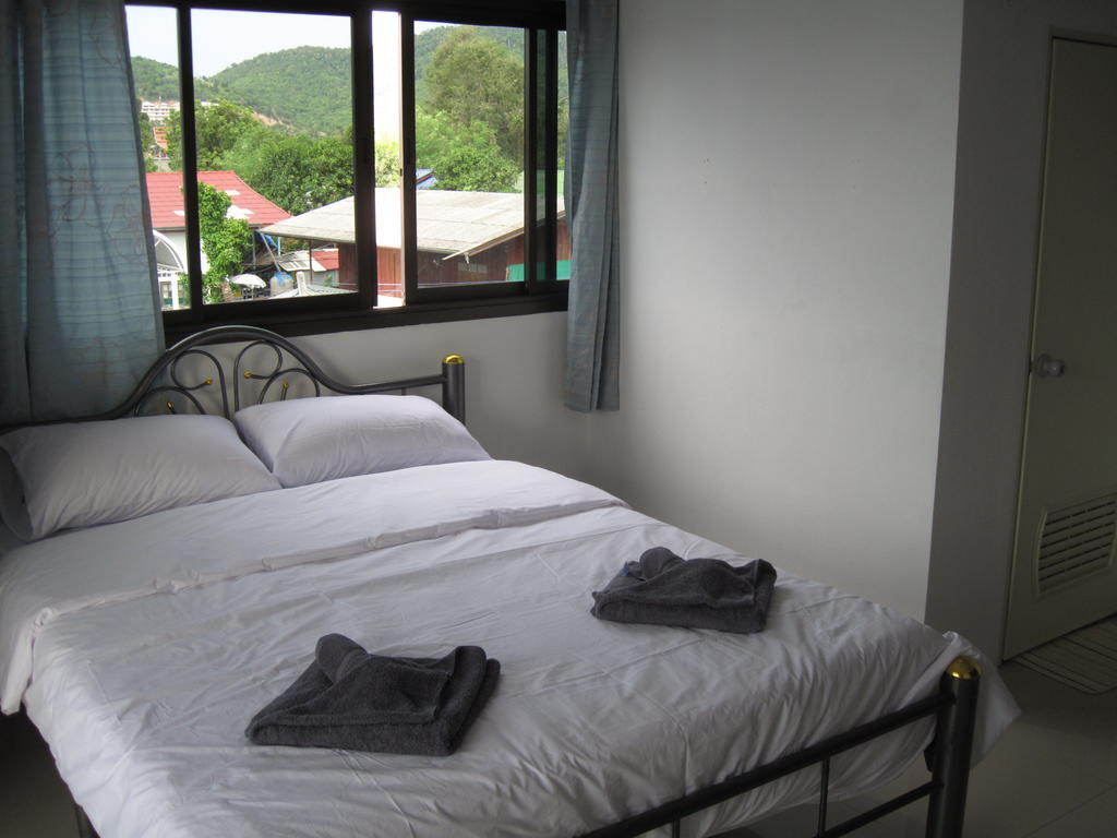 The Friendship Hostel Bophut Room photo